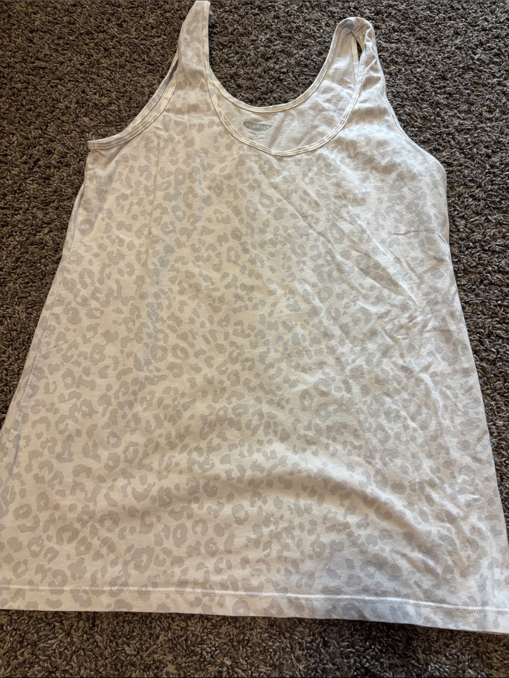 Old Navy Light Gray Leopard Print Tank Top